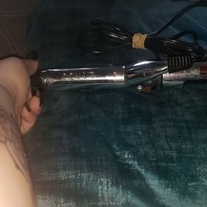 Conair curling iron